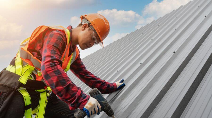 Owens Corning roofing contractor in Loretto, MI